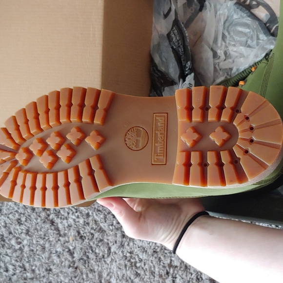 Premium limited edition Timberland waterproof boots - Picture 5 of 9